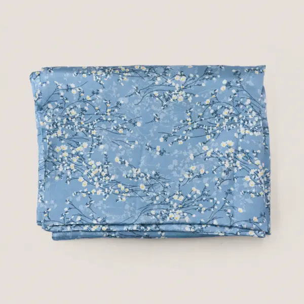 Geschenkset aus Maulbeerseide 6A: Kissenbezug, Schlafmaske und Scrunchie
